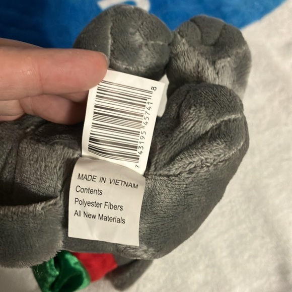 7” grey Christmas cat plush - Picture 4 of 5